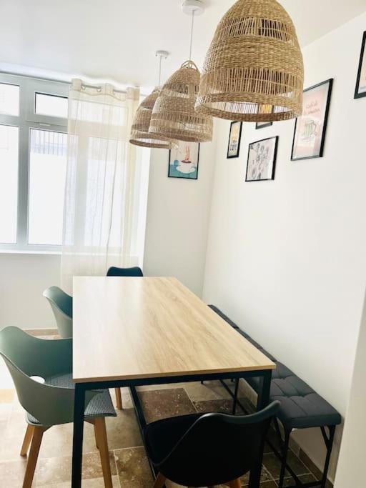 Stylish Loft 17- 3 Bdrs - 2 Bathrs - 7 Pers * Paris