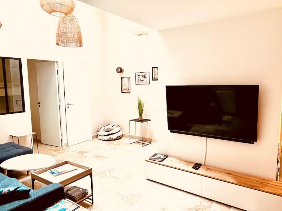 Apartment Stylish Loft 17- 3 Bdrs - 2 Bathrs - 7 Pers